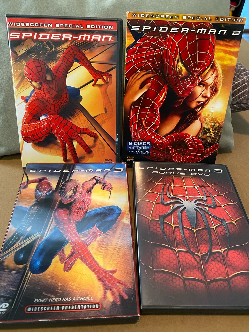 Spider-Man DVD Movie Set - Red and Black Covers

4 DVD bundle
